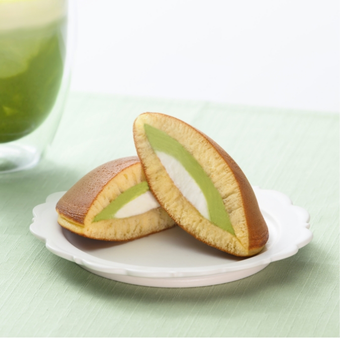 DORAYAKI MATCHA LATTE